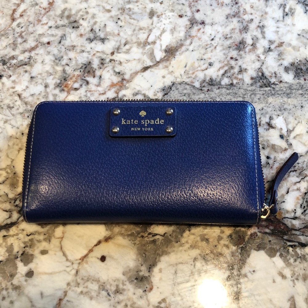 ☀️HP☀️ Kate Spade Grove Street Neda Zipper Wallet